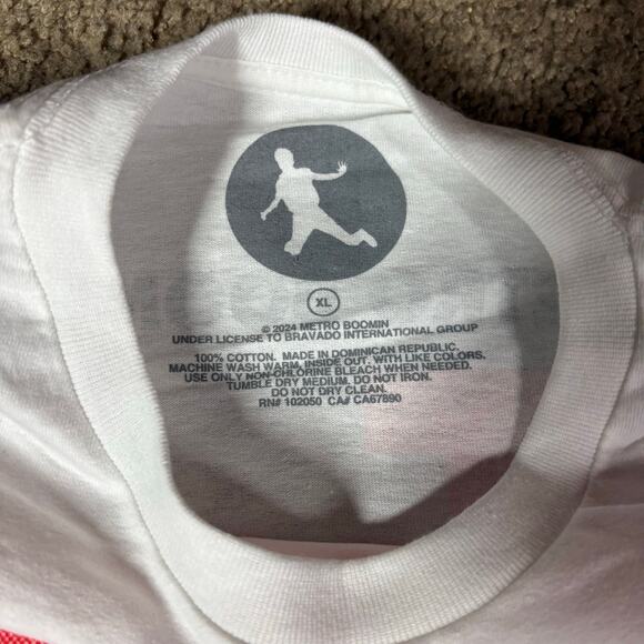 Metro Boomin Not All Hero Wear Capes 5 Year Anniversary T-Shirt Size XL Men’s - Picture 5 of 5